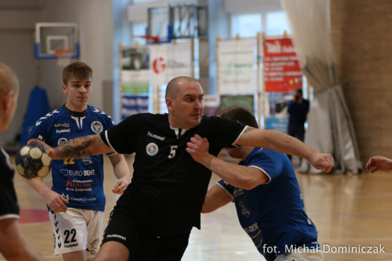 Mocne wejście seniorów w drugą rundę!