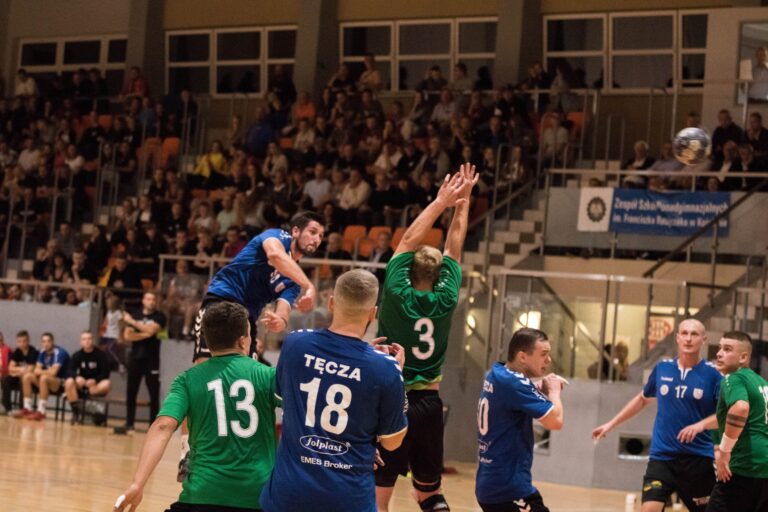 Zwycięstwo i koncert w obronie