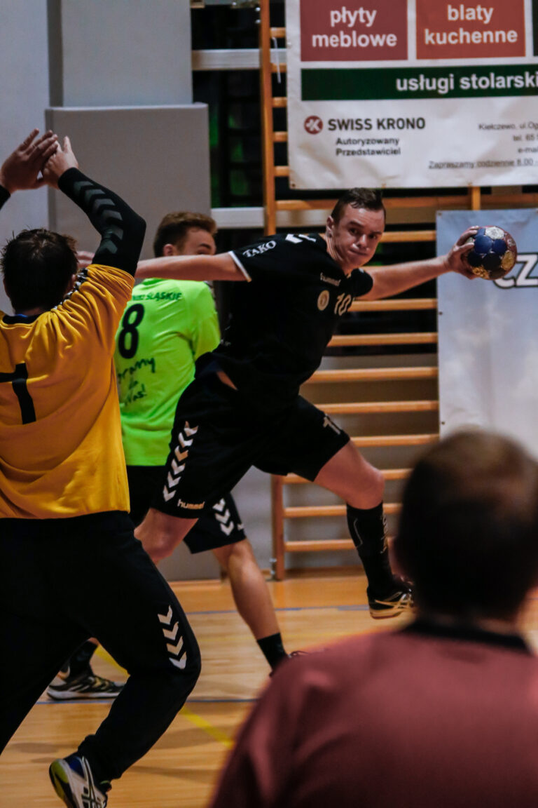 MKS Tęcza Kościan – SPR Bór Oborniki Śląskie 2017/2018