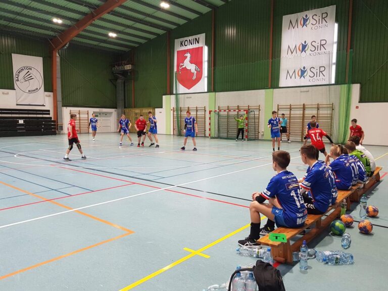 Młodzież na „szóstkę”